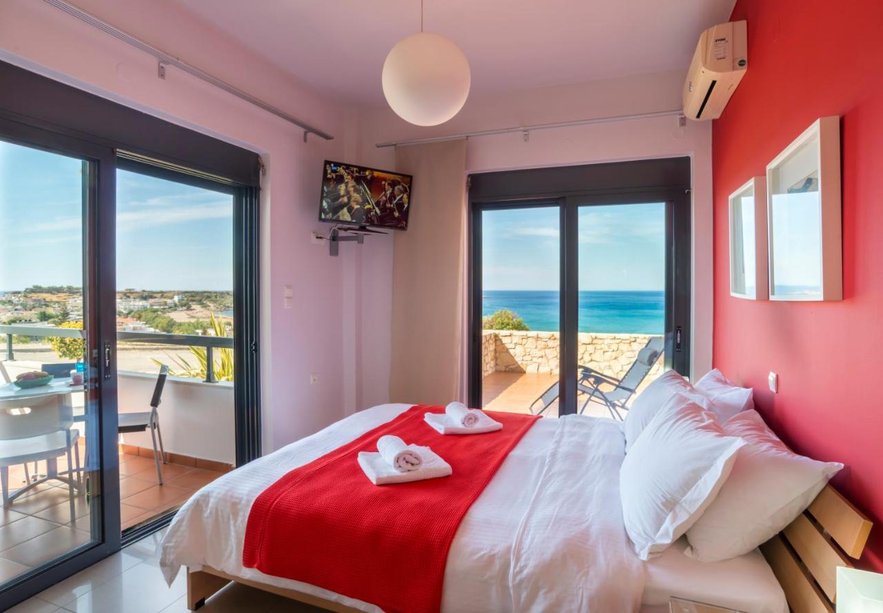 Caravella Luxury Apartments Palaiochora Ngoại thất bức ảnh